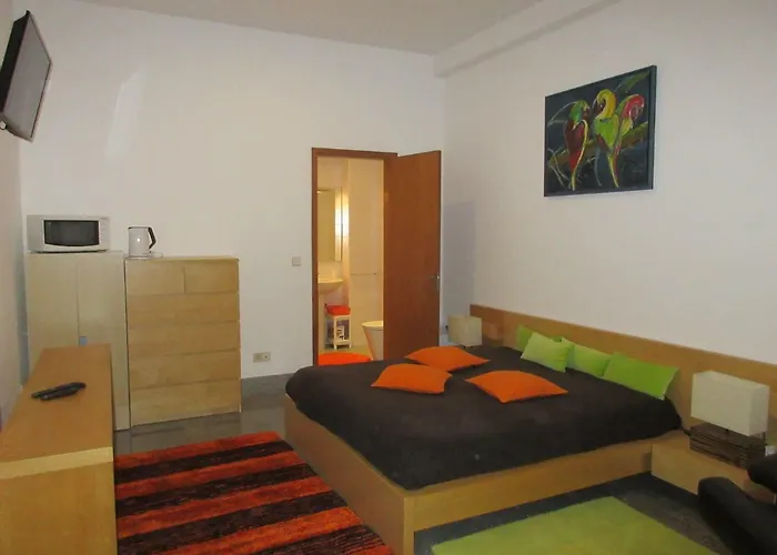 Flower's Downtown 포르투